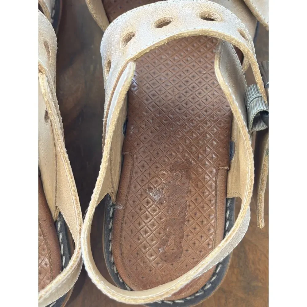 NIB Casta Taupe / Pistachio Leather Strappy Sandal PORTUGAL #0592 SZ 40